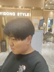 -一東造型烫发染发