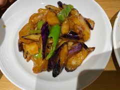 -关东小磨东北菜(上海长风大悦城店)