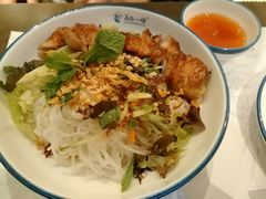 香茅烤鸡肉捞檬粉-美奈小馆·越南料理(中航城君尚购物中心店)