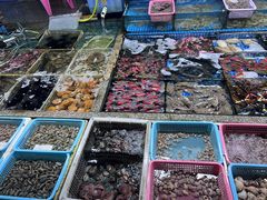 -霞涌市场海鲜摆卖区