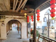 -丝绸小镇荻港古村