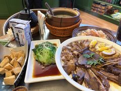 -潮界(凯德晶萃店)