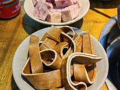 -爱妻·非遗鲜牛排火锅(川音店)