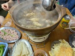 连州脆皮鸡-威邵鸡煲(西华路总店)