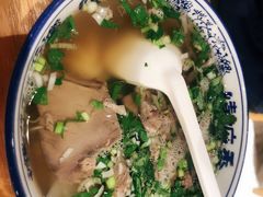 -嘻小北·兰州清汤牛肉面(太平洋森活天地店)