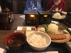 -牛かつもと村(原宿店)