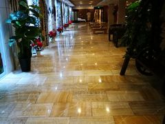 -碧中海汤泉汗蒸酒店