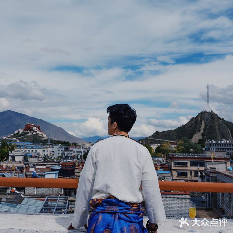 拉萨酒店推荐，布达拉宫绝佳观景位