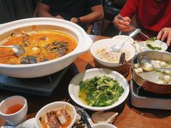 -湘力力小院·鱼汤泡饭(枫林路店)