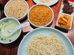 -裕兴记•蟹黄面馆(人民广场店)