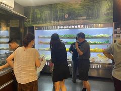 大堂-万记麻辣烫国展总店