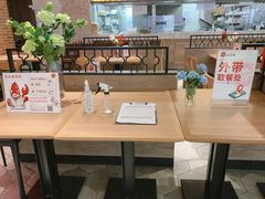 -必胜客(柳州万象城店)