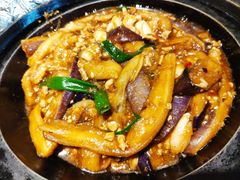 传统茄子煲-粤·向群饭店(龙津东路总店)