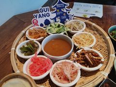 -包整·丝娃娃(甲秀楼景观店)