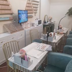 -HUII NAIL绘京美甲美睫会馆