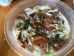 -花溪巷牛肉粉(泉城路店)