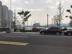 -融创茂-停车场