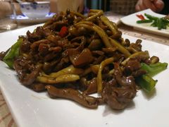 蘑菇炒鸡杂-富临轩私房菜(集庆门大街店)