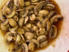 -洪霞餐馆·川菜·鲜货现炒(两江春城店)