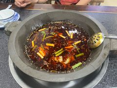 -秦巴石锅鱼