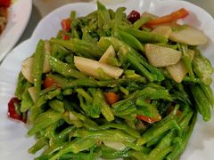 -巍山𤆵肉饵丝