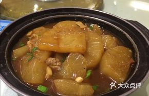 Braised Pork with Radish