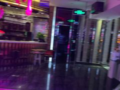 -GAGA主题量贩式KTV平价店(工大店)