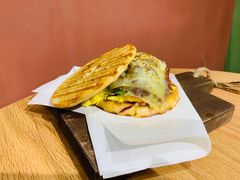 -Catch Bagel(芳草地店)