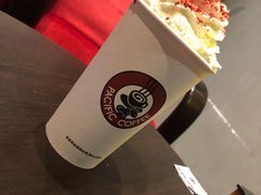 朋克草莓-太平洋咖啡(青岛万象城店)