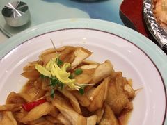 -松沪名灶·豆浆鱼头·新上海菜(飞航吾悦广场店)