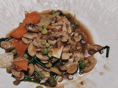 -雀舞云南菜(天津天河城购物中心店)