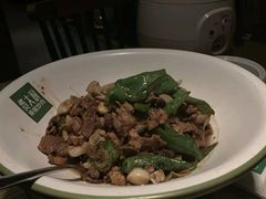 -费大厨辣椒炒肉(万家丽一店)
