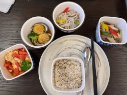 -悦芽母婴护理月子中心(凤起潮鸣府店)