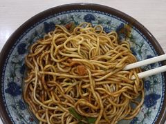 -石贝妮黑皮牛杂(台北路店)
