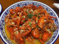 -琥珀老六龙虾(四里河店)