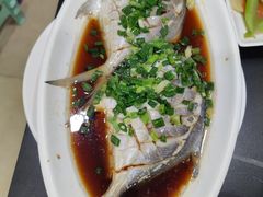 -小船渔村•大连菜•大连焖鱼(黄河路店)