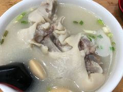 -雷祖芳老妈蹄花店