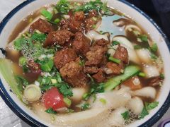 红烧牛肉刀削面（小碗）-河州春清真西北特色美食(虎踞路店)