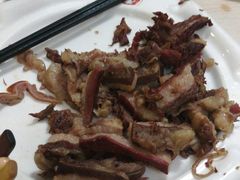 -闫家驴肉老店(华电一校店)