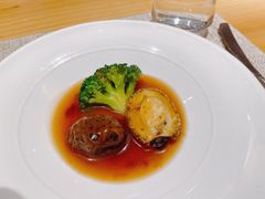 甄品鲍鱼会花菇-香樟花园法式铁板烧(恒隆广场店)