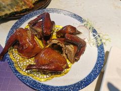 红烧乳鸽-点都德·毕德寮