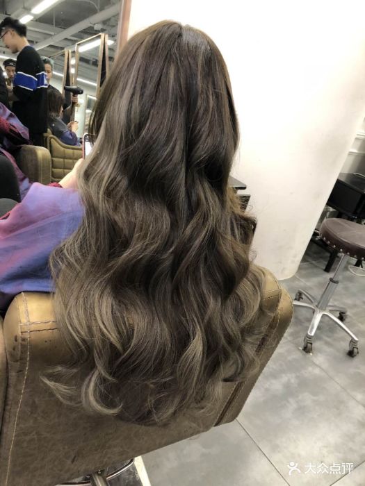 专业无痕接发染发hairsalon图片 - 第1张