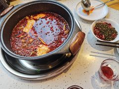 -佬缸炮江湖川菜(玉林店)