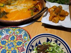 -洱火云南酸菜牛肉火锅(石景山当代商城店)