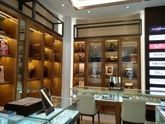 -回瑞眼镜·蔡司·依视路官方授权店(广益路万达店)