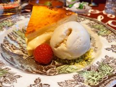 布朗石烤巴斯克芝士蛋糕-BROWNSTONE布朗石西班牙餐厅(富城店)