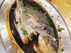 -红月湾海鲜饭店•沙滩海景(双月湾店)