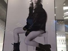 -STUART WEITZMAN(静安嘉里中心店)