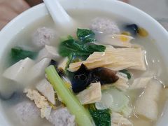 生汆丸子汤-子午路张记肉夹馍(翠华路店)