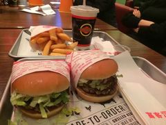 -FATBURGER 特富客汉堡(外交公寓店)